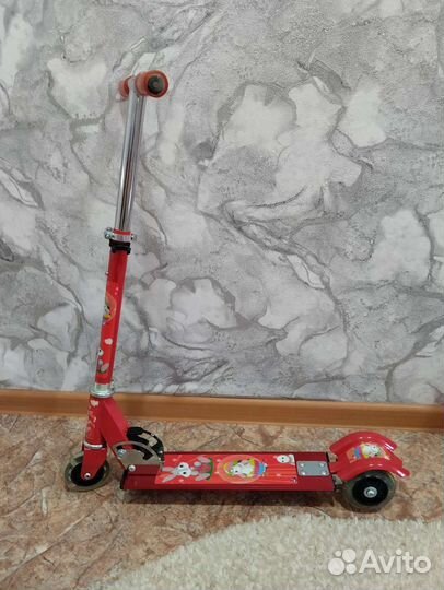 Самокат детский трехколесный практически новый