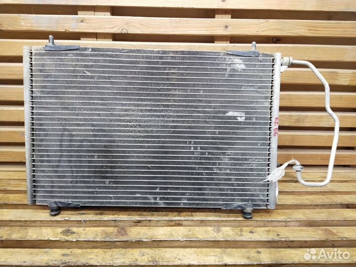 Peugeot 206 1.4 - Радиатор кондиционера