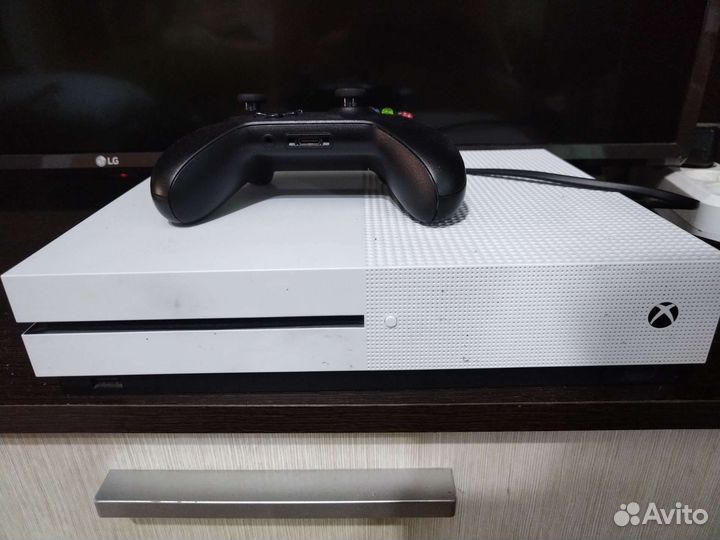 Xbox One s 1tb