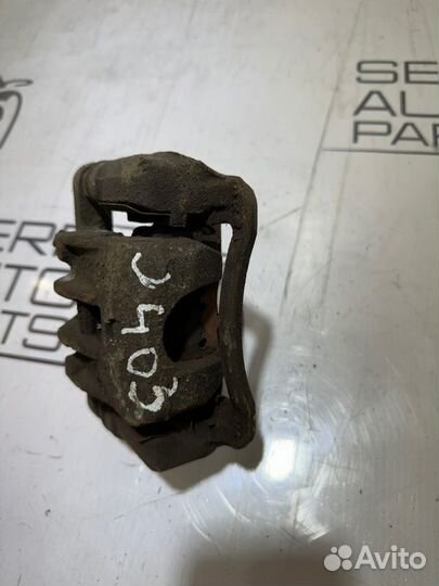 Суппорт задний правый Kia Soul AM G4FC 2009