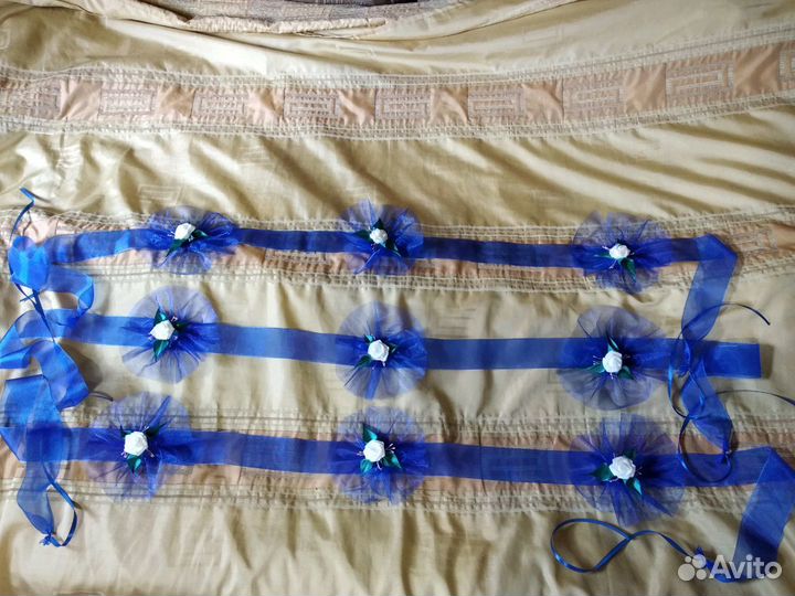 Ленты украшение на машины на свадьбу разные цвета