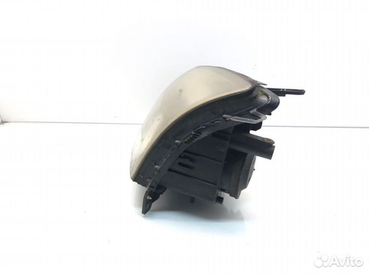 Фара Opel Vectra C (2002-2008)