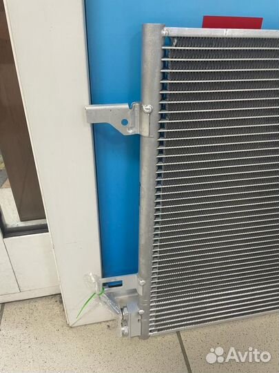 Радиатор кондиционера Caravan/Voyager 2.4i/3.3i