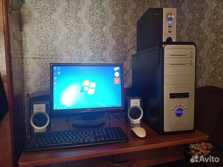 Стационарный Компьютер