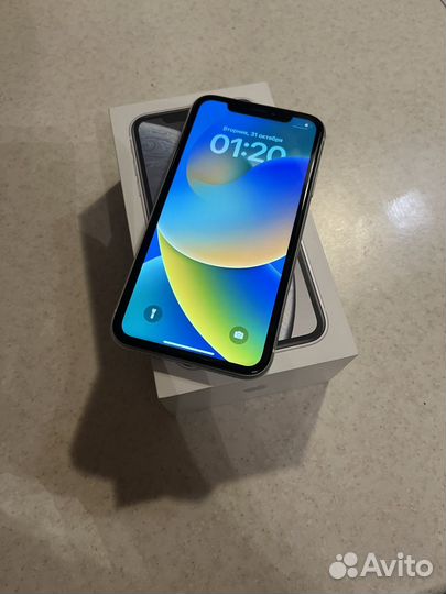 iPhone Xr, 64 ГБ