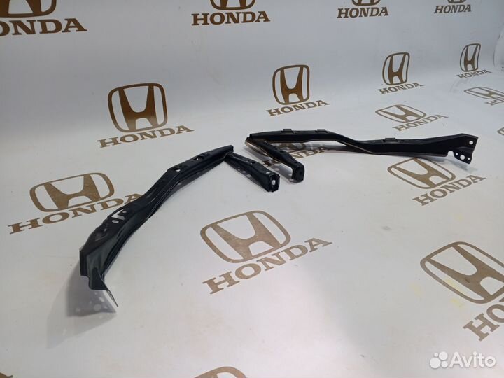 Honda Civic 4 d кронштейн под фару правый