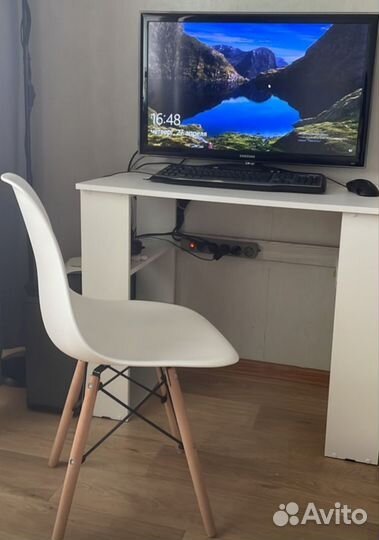 Письменный стол