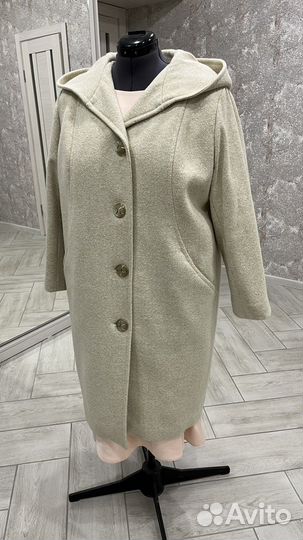 Пальто новое на синтепоне