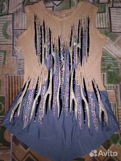 Продам купальники для худ. гимнастики