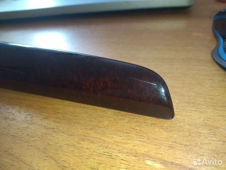 Накладка обшивки задней двери Lexus LX570