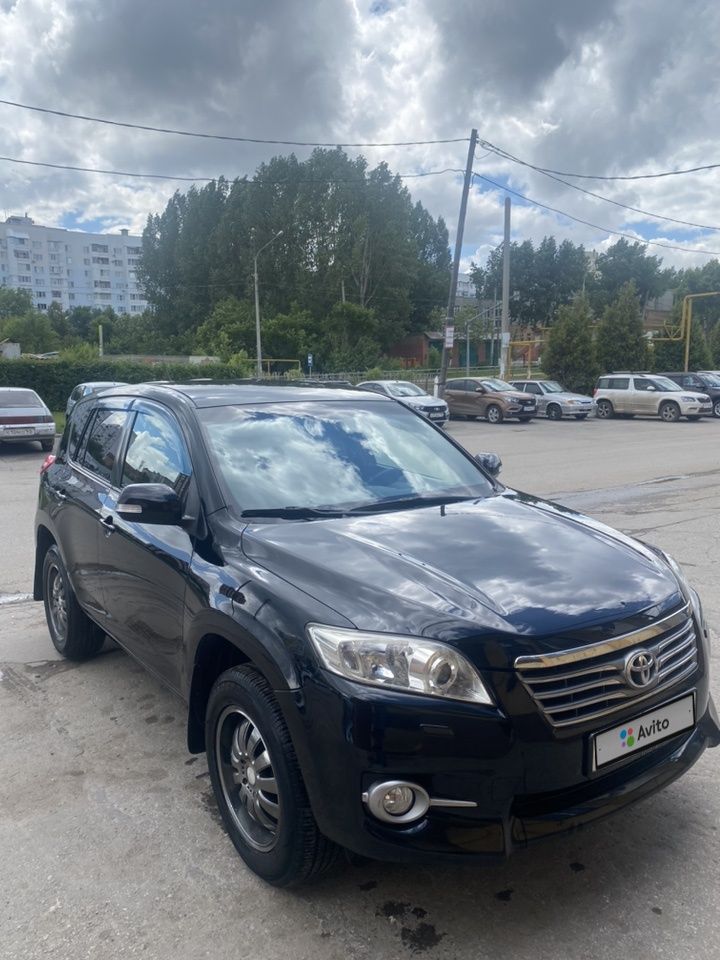 Toyota RAV4: фото владельца