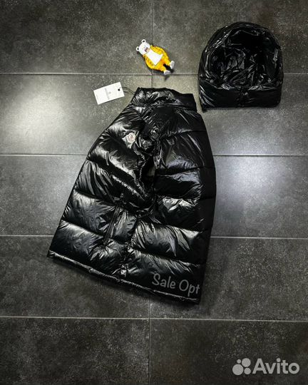 Осенняя жилетка moncler