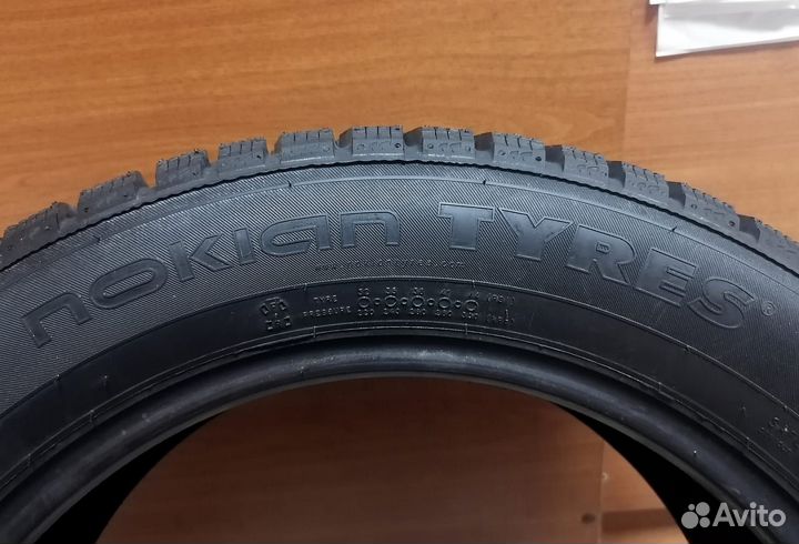 Nokian Tyres Nordman 7 215/55 R17 98T