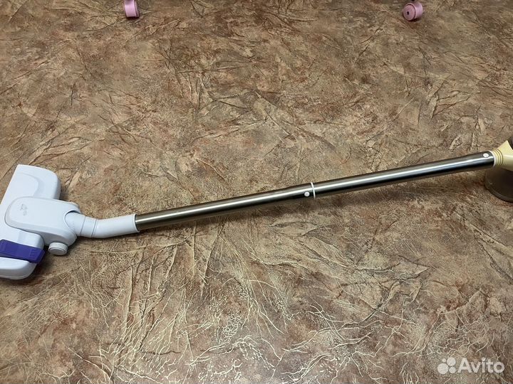 Вертикальный пылесос