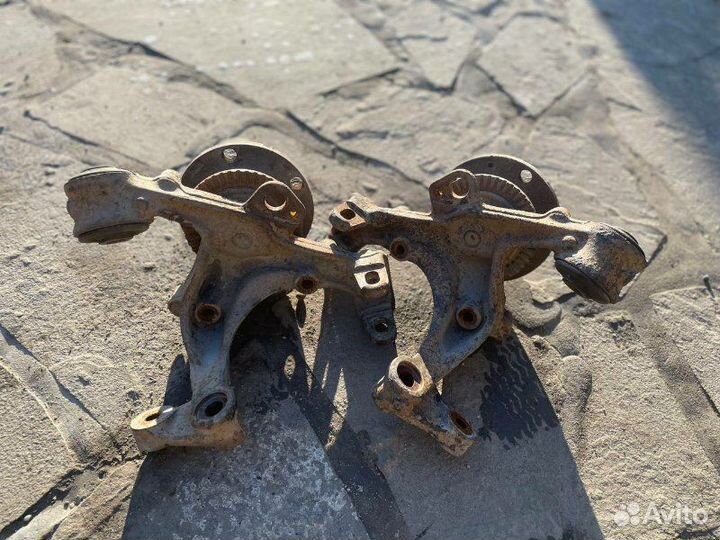 Цапфа задняя Audi A4 B7 (8EC) 2.0 MPI ALT 2008