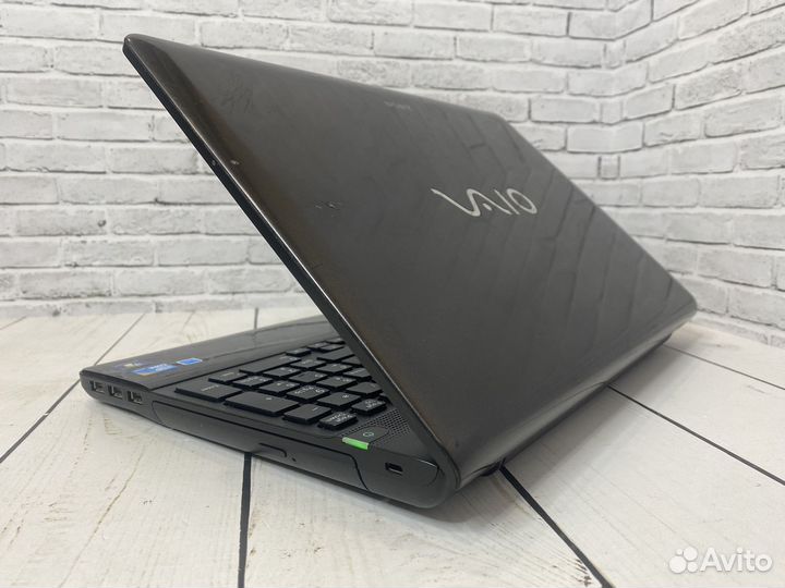 Быстрый ноутбук Sony i3/гарантия