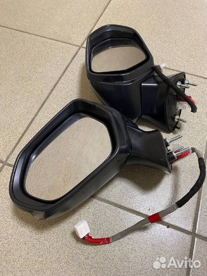 Зеркало левое Тойота Камри 70