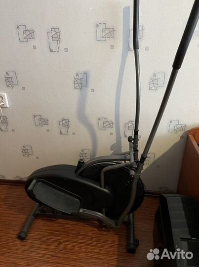 Эллиптический тренажер