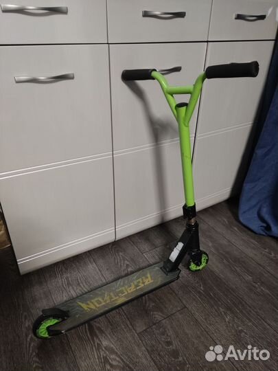 Cамокат трюковой Reaction