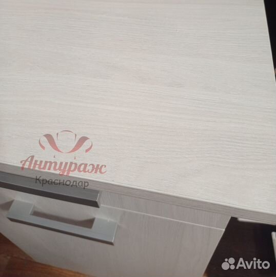 Стол компьютерный