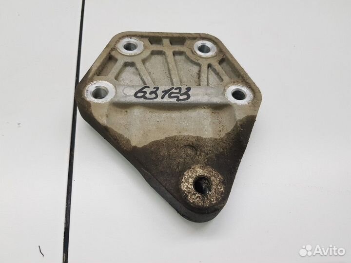 Кронштейн раздаточной коробки (Hyundai Creta II)