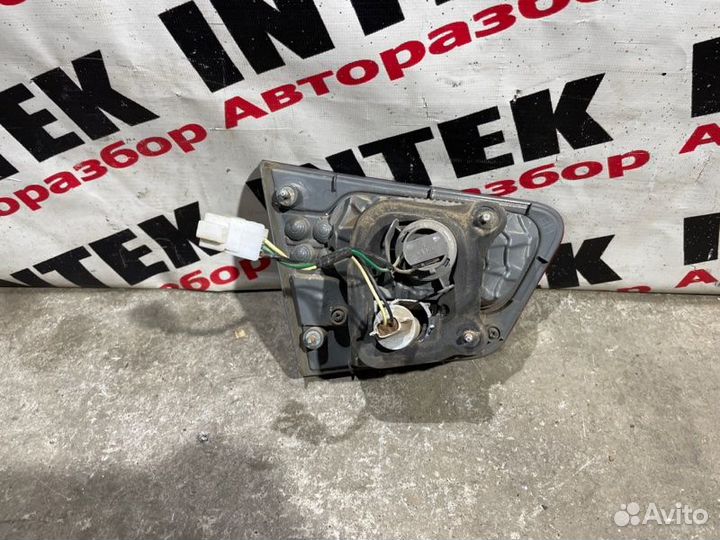 Фонарь задний правый Kia Cerato 2 седан