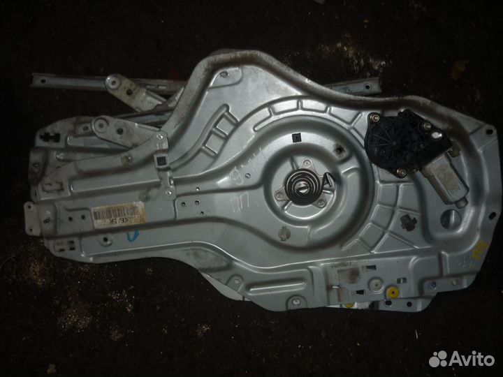 Стеклоподъемник элек. перед. правый Хундай Элантра