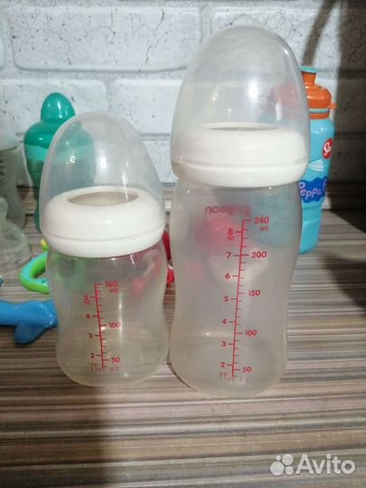 Пакет детские бутылочки, поильники, нимблеры