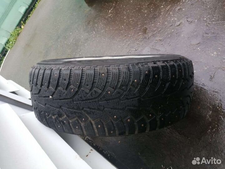 Nokian Tyres Hakkapeliitta 5 235/60 R18 107