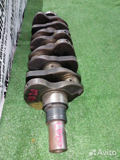 Коленвал Nissan Bluebird LD20