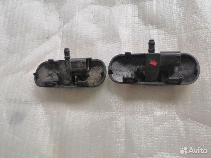 Форсунка стеклоомывателя Volkswagen