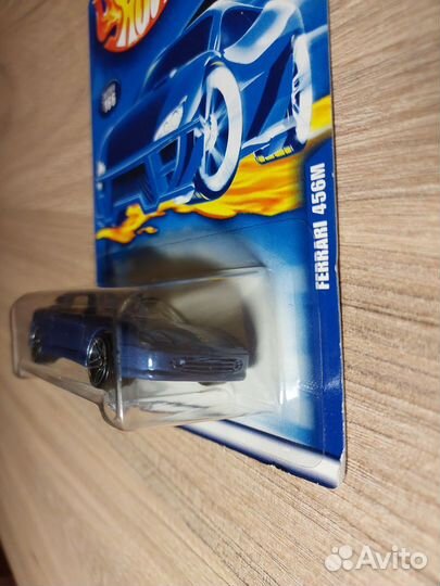 Hot Wheels 1/64 Ferrari 456M