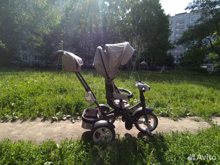 Велосипед трёхколёсный