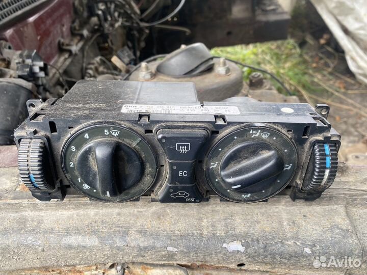 Блок управления печкой mercedes w202