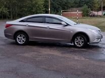 Hyundai Sonata 2.0 AT, 2011, 262 000 км, с пробегом, цена 850 000 руб.