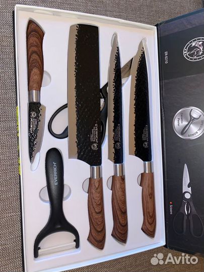 Набор ножей