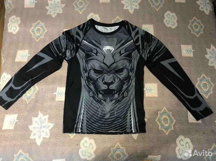 Рашгард venum