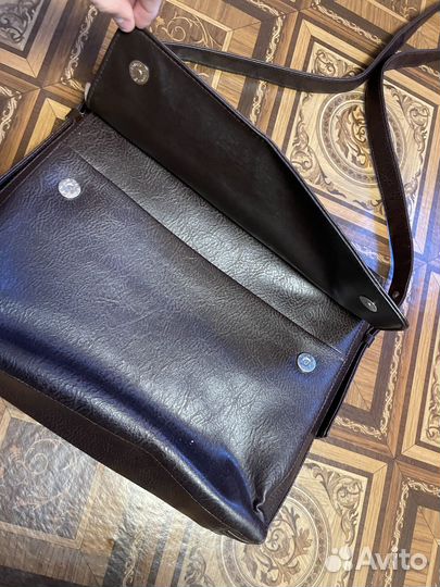Кожаная сумка
