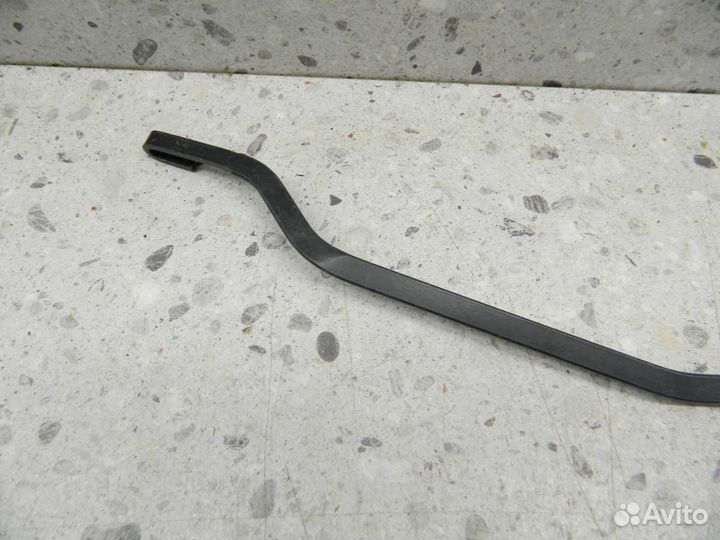 Поводок стеклоочистителя передний правый Kia Rio 3