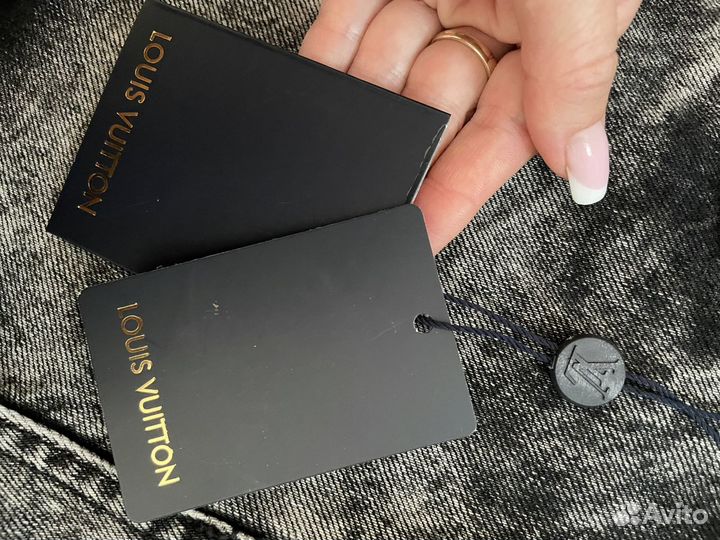 Шорты Louis Vuitton