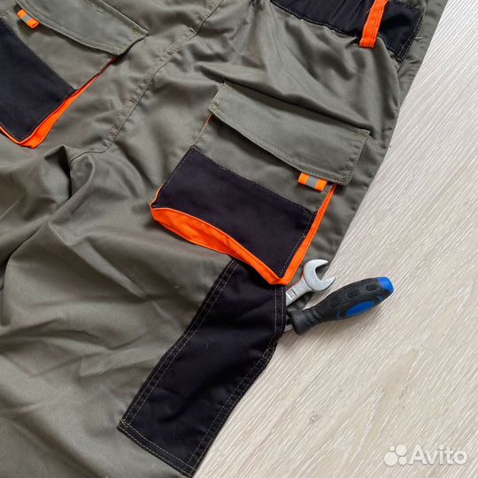 Спецодежда премиум Мanhattan. Полукомбинезон олива