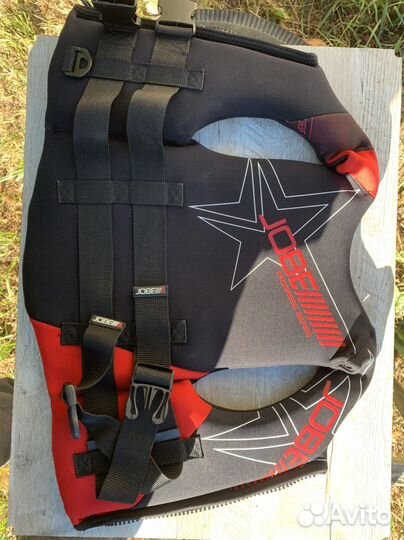 Детский спасательный жилет Jobe