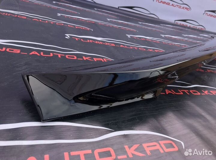 Новейший спойлер Toyota Land Cruiser 200