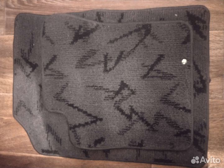 Автомобильные коврики на витц