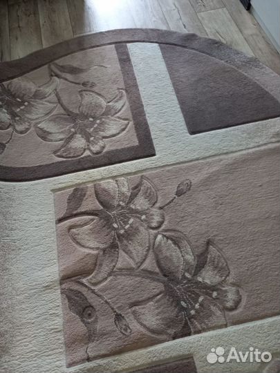 Палас овальный