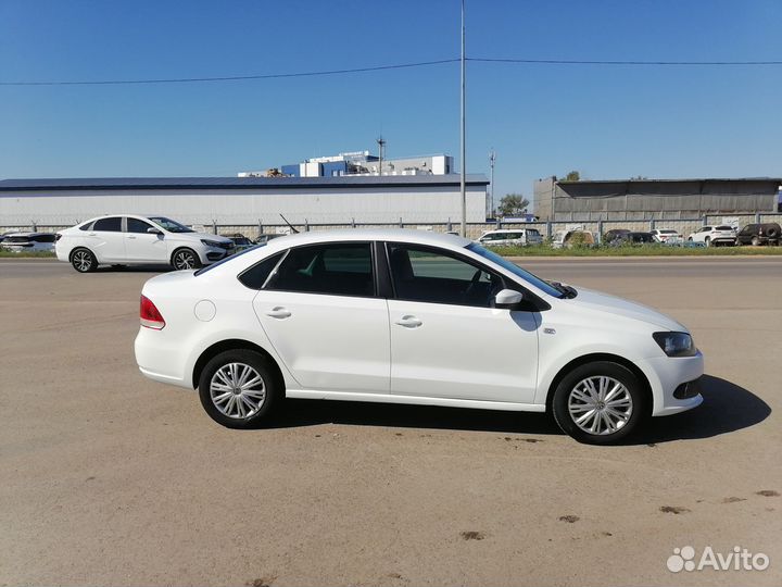 Volkswagen Polo 1.6 МТ, 2014, 200 000 км