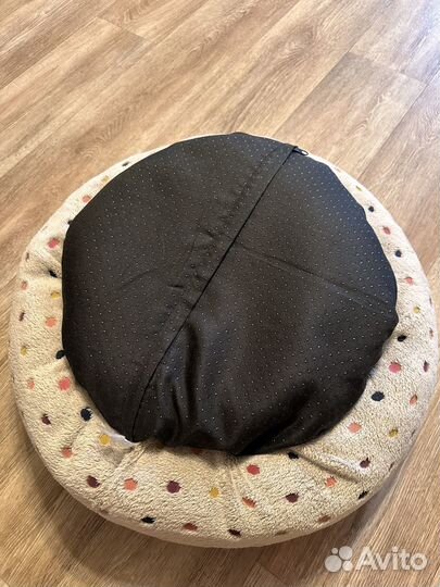 Лежанка для маленьких собак