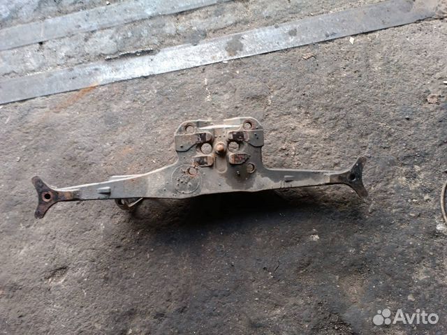 Кронштейн крепления пневморессоры DAF XF 105 2009