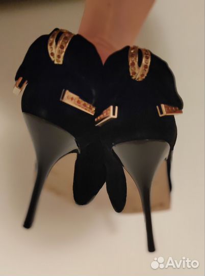 Туфли женские праздничные 37 размер