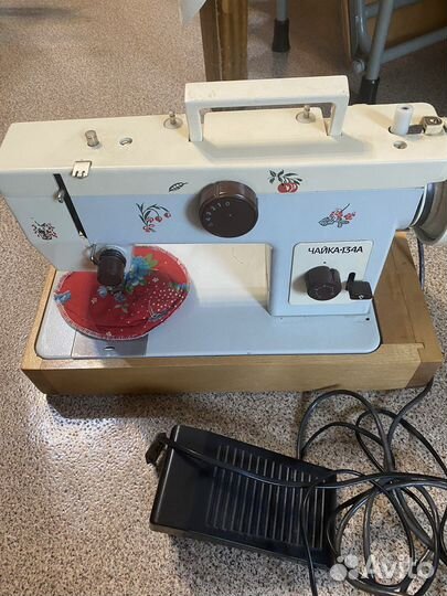 Швейная машина Чайка 134